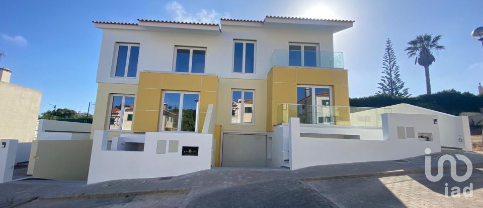 Maison T3 à Ericeira de 227 m²