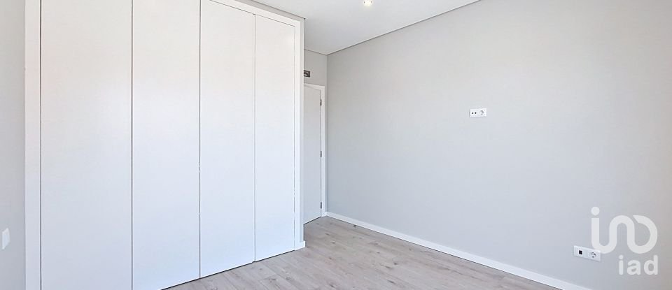 Maison T3 à Ericeira de 227 m²