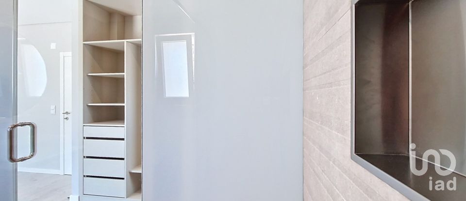 Maison T3 à Ericeira de 227 m²