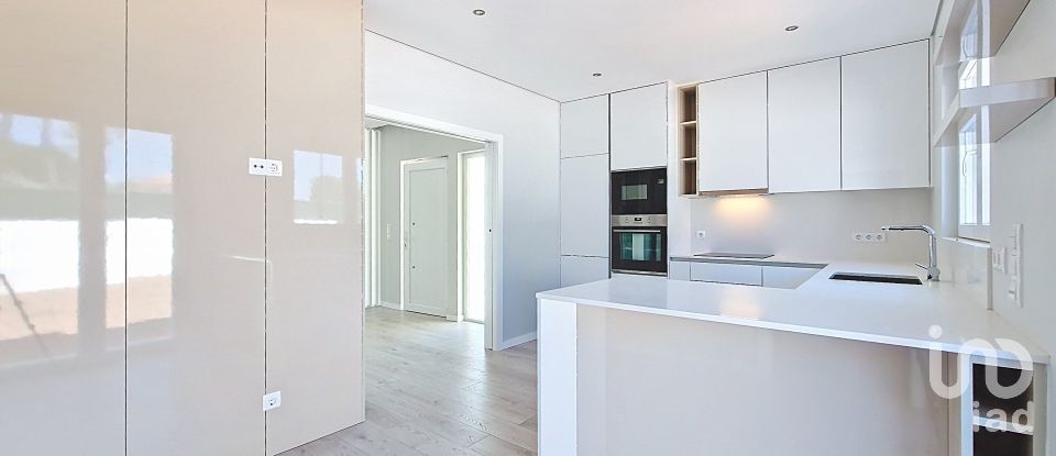 Maison T3 à Ericeira de 227 m²