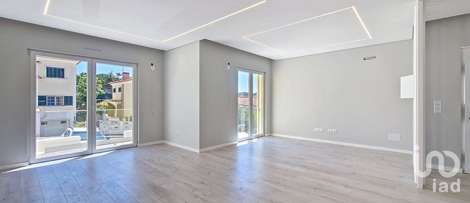 Maison T3 à Ericeira de 227 m²