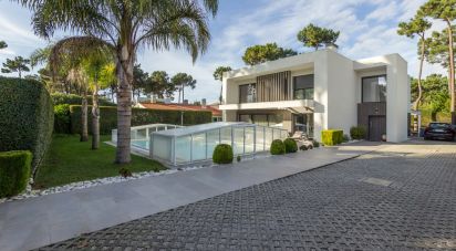 House T3 in Charneca De Caparica E Sobreda of 220 m²