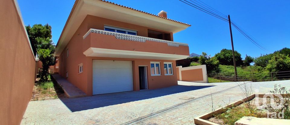Casa T3 em Salir de Matos de 279 m²