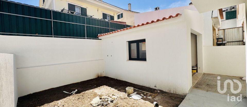 Moradia T3 em Quinta do Conde de 135 m²
