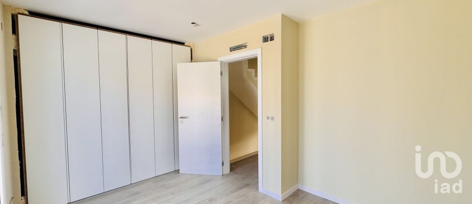 Moradia T3 em Quinta do Conde de 135 m²