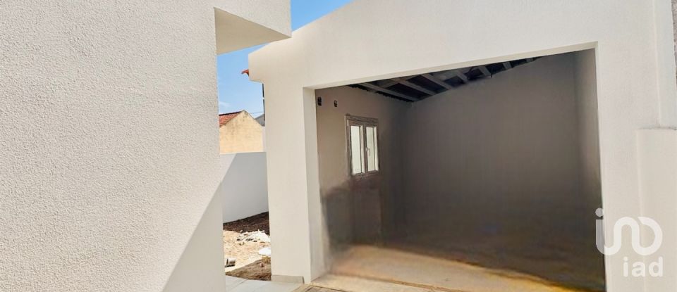 Moradia T3 em Quinta do Conde de 135 m²