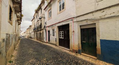 House T3 in Estremoz (Santa Maria e Santo André) of 240 m²