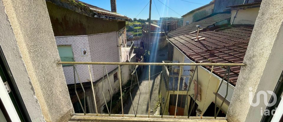 Moradia T3 em Lorvão de 83 m²