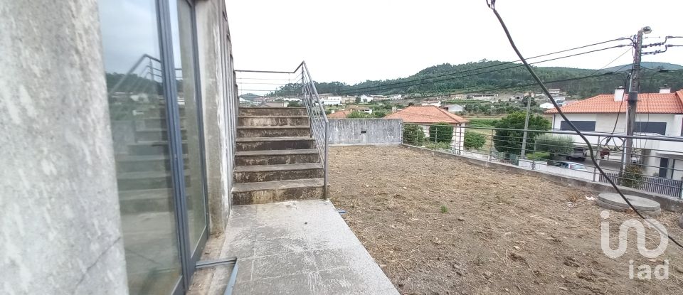 Gîte T4 à Abade de Neiva de 375 m²