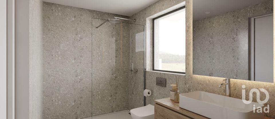 House T4 in Coronado (São Romão e São Mamede) of 265 m²