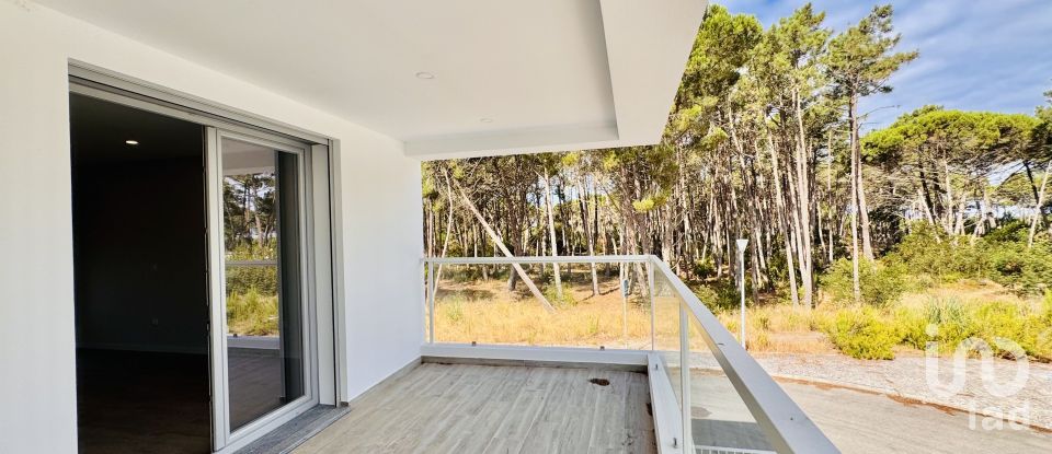 Moradia T3 em Sesimbra (Castelo) de 170 m²