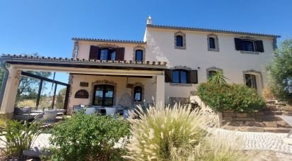 Moradia T5 em Alte de 286 m²