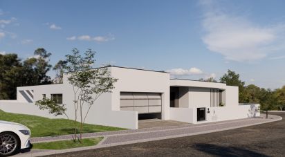 Maison T4 à Nadadouro de 230 m²