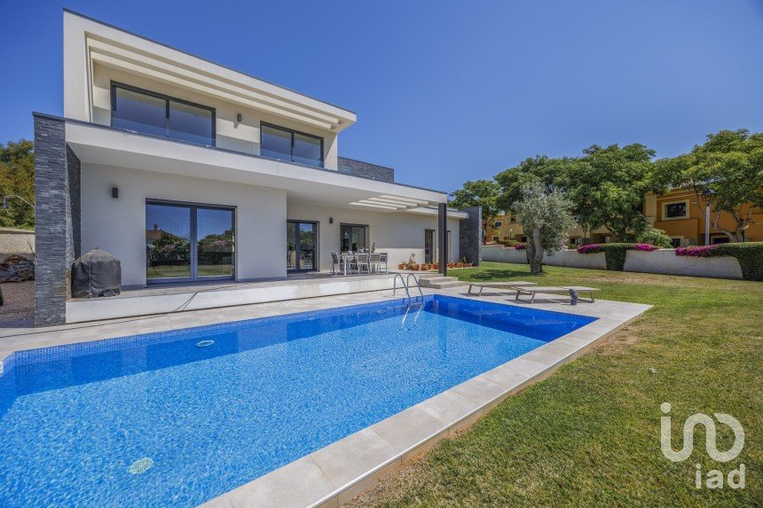 House T3 in Luz of 302 m²