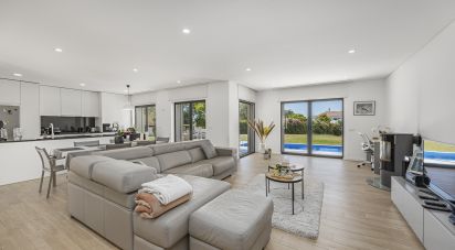 Maison T3 à Luz de 302 m²