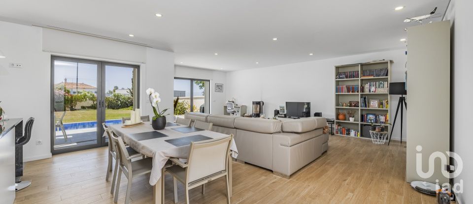 House T3 in Luz of 302 m²