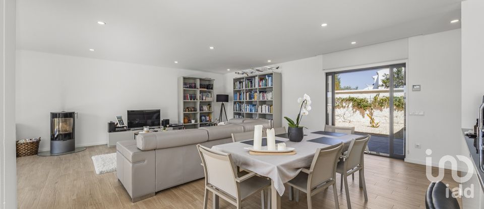 House T3 in Luz of 302 m²