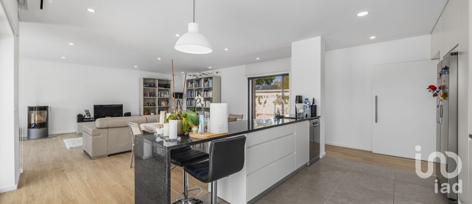 House T3 in Luz of 302 m²