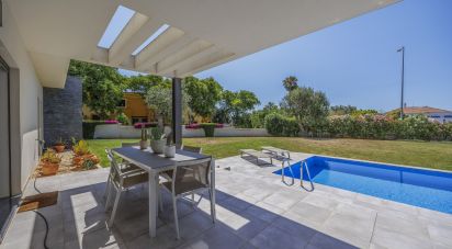 Moradia T3 em Luz de 302 m²