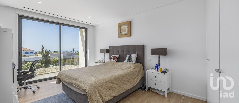 House T3 in Luz of 302 m²