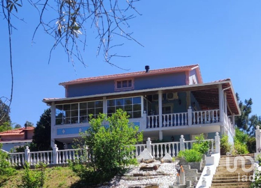 Moradia T4 em Pedrógão Pequeno de 120 m²