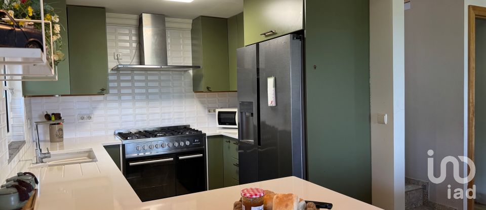 Moradia T4 em Pedrógão Pequeno de 120 m²