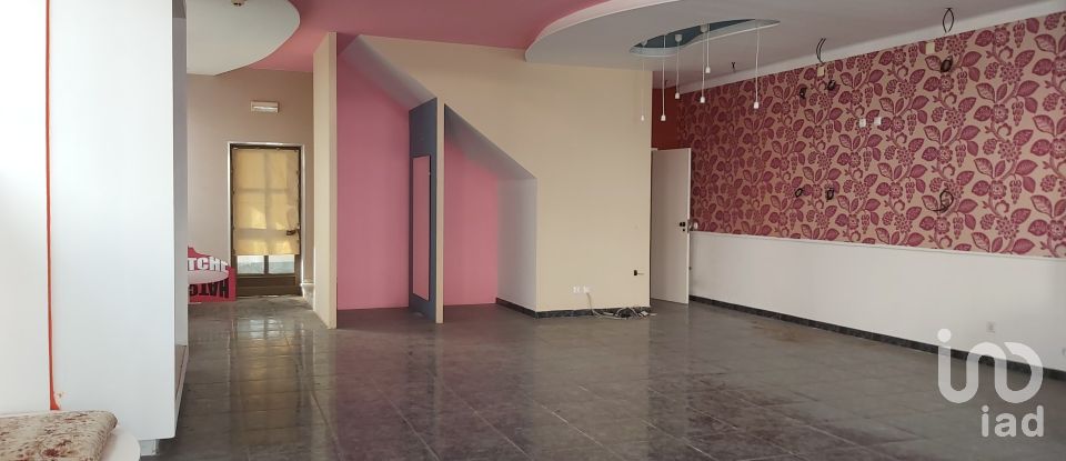 Boutique/Local commercial à Portimão de 222 m²