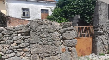 Maison T2 à Caria de 120 m²