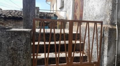 Maison T2 à Caria de 120 m²