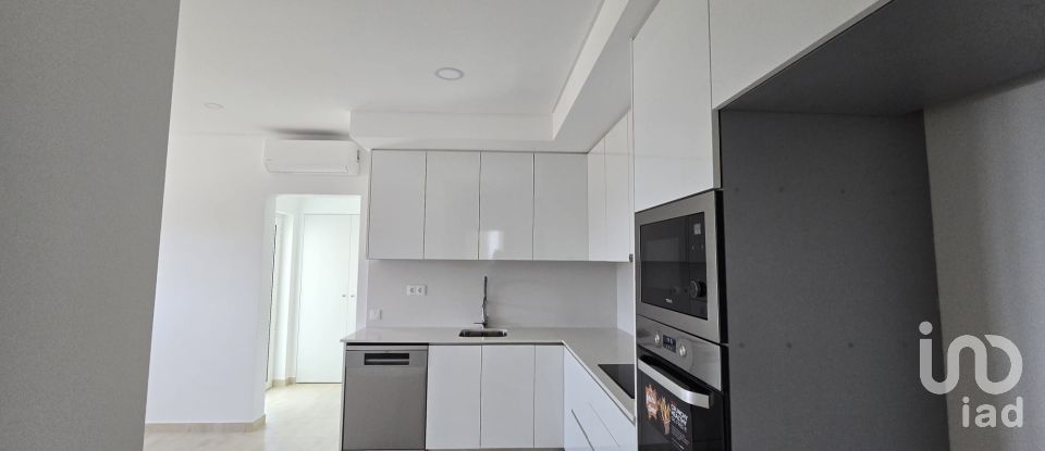 Village house T3 in Maxial e Monte Redondo of 210 m²