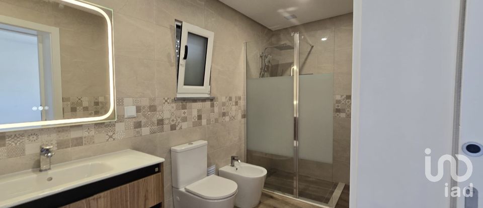 Village house T3 in Maxial e Monte Redondo of 210 m²