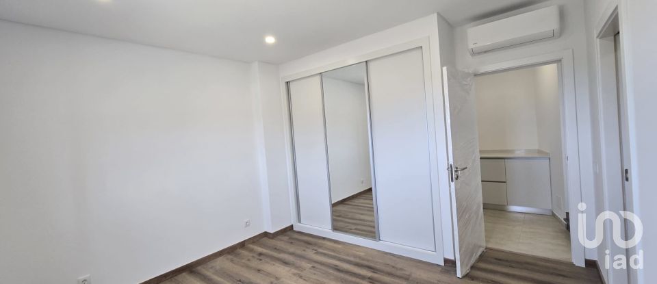 Village house T3 in Maxial e Monte Redondo of 210 m²