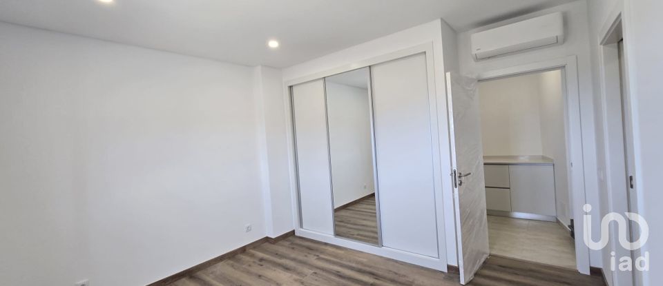 Village house T3 in Maxial e Monte Redondo of 210 m²