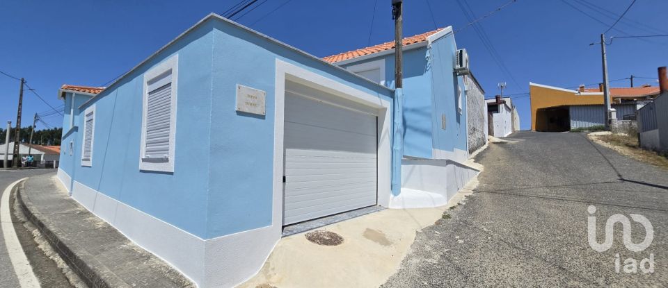 Village house T3 in Maxial e Monte Redondo of 210 m²