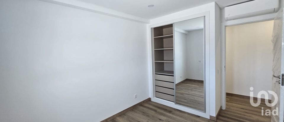 Village house T3 in Maxial e Monte Redondo of 210 m²