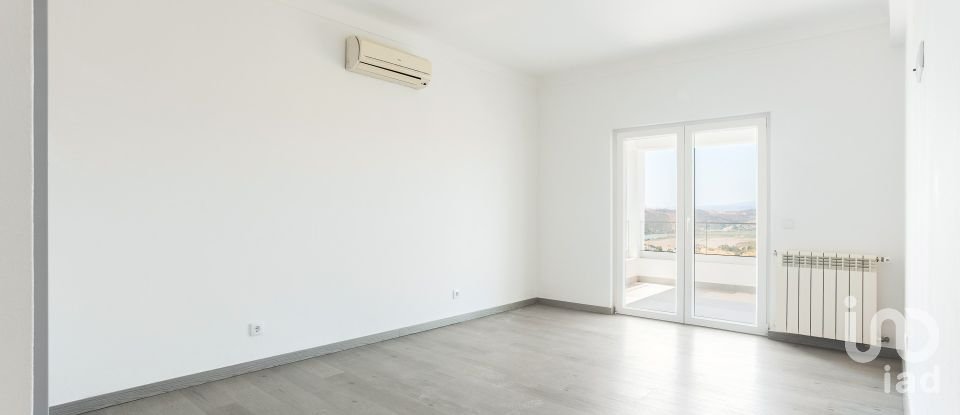 Maison T4 à Silves de 223 m²