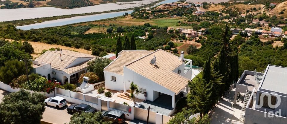 Maison T4 à Silves de 223 m²