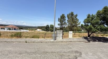 Building plot in Alcanede of 876 m²