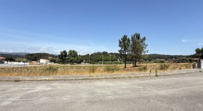 Building plot in Alcanede of 876 m²