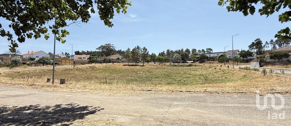 Building plot in Alcanede of 594 m²