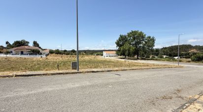 Building plot in Alcanede of 679 m²