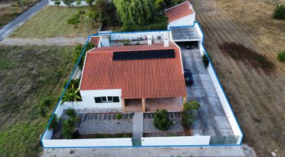 Maison T3 à Nadadouro de 267 m²