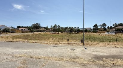 Building plot in Alcanede of 782 m²