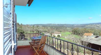 House T4 in Cativelos of 180 m²