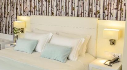 Boutique/Local commercial à Nazaré de 4 800 000 m²