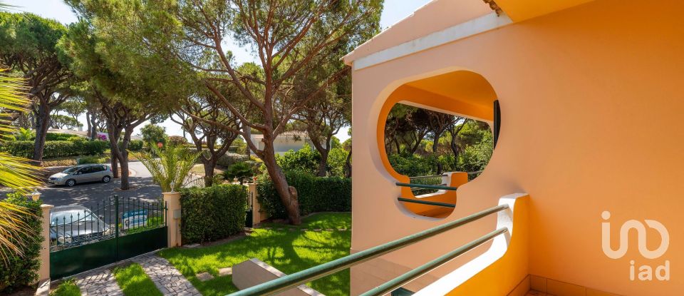 Moradia T8 em Quarteira de 364 m²