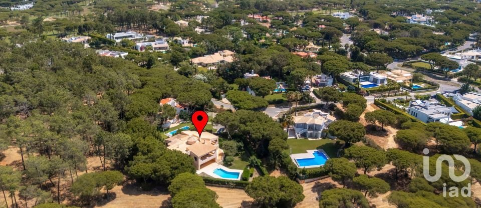 Moradia T8 em Quarteira de 364 m²