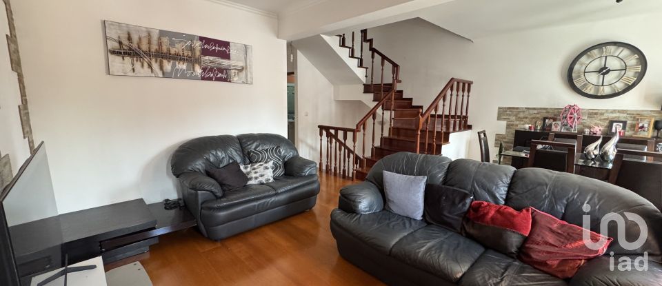 Lodge T3 in Santa Cruz of 147 m²