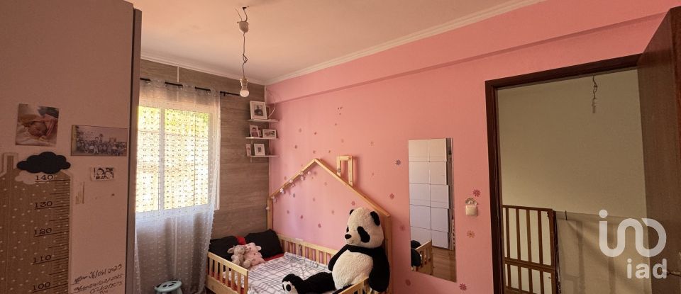 Lodge T3 in Santa Cruz of 147 m²