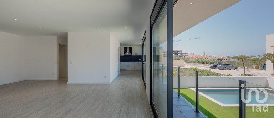 Moradia T4 em Silveira de 410 m²